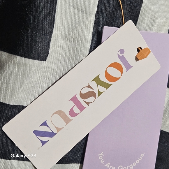 JOYSPUN NwT Gray Cami - Picture 9 of 9